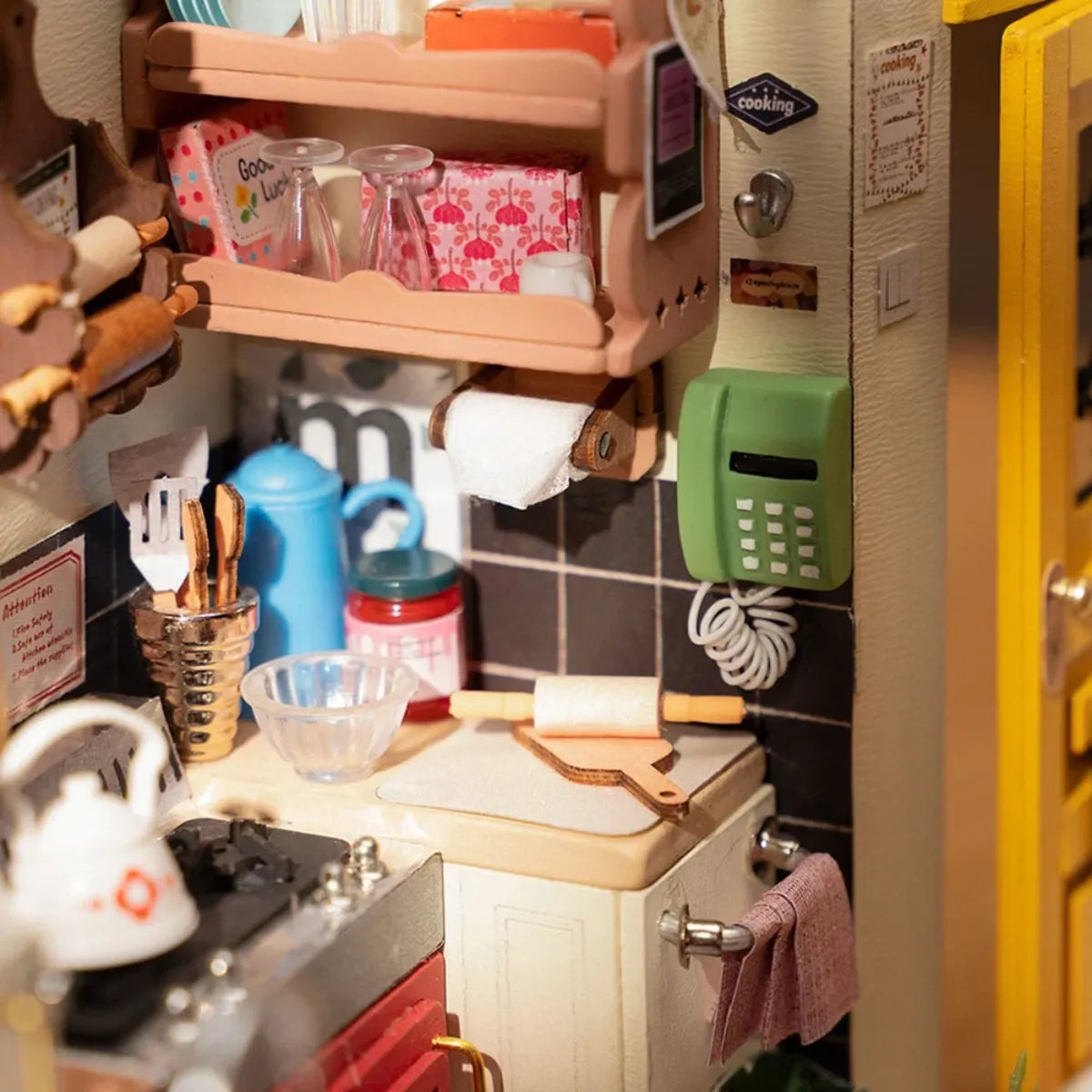 Homey Kitchen DIY Miniature House Kit