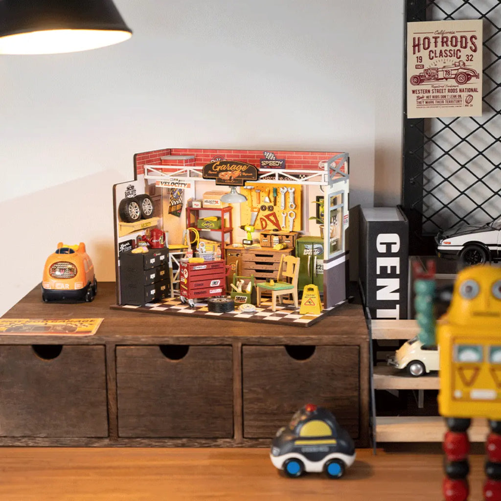 Garage Workshop DIY Miniature House Kit