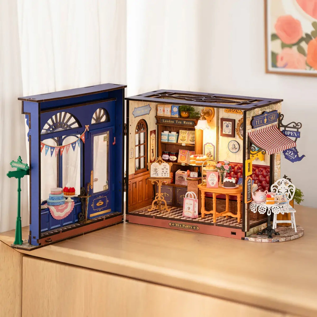 Leisure Time Tea Room DIY Miniature House Kit