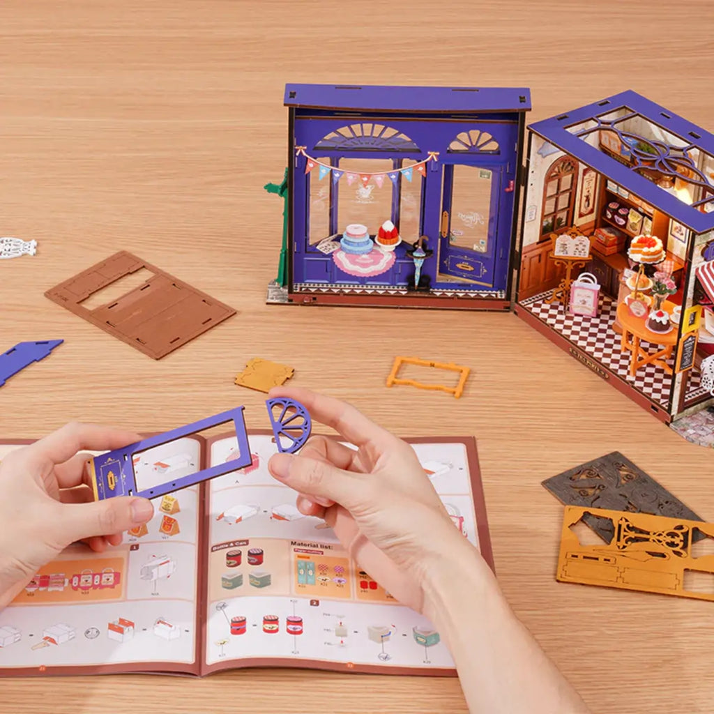 Leisure Time Tea Room DIY Miniature House Kit