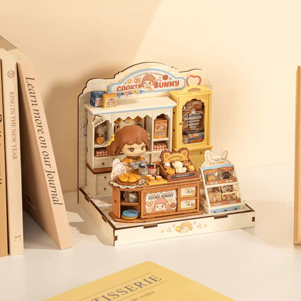 Cookii Bunny's Cookie Shop DIY Miniature House Kit