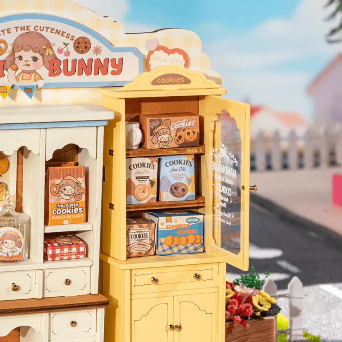 Cookii Bunny's Cookie Shop DIY Miniature House Kit