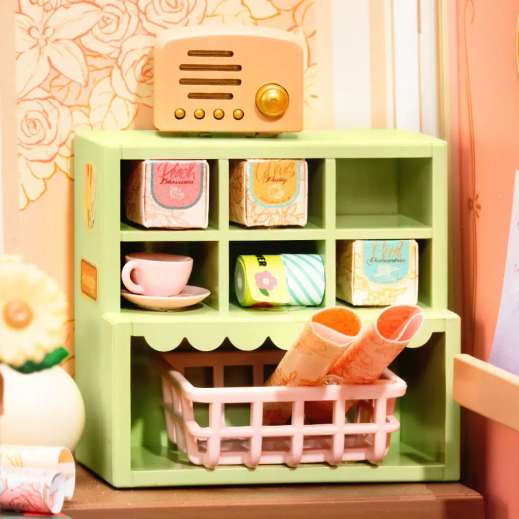 Fresh Flower Shop DIY Miniature House Kit