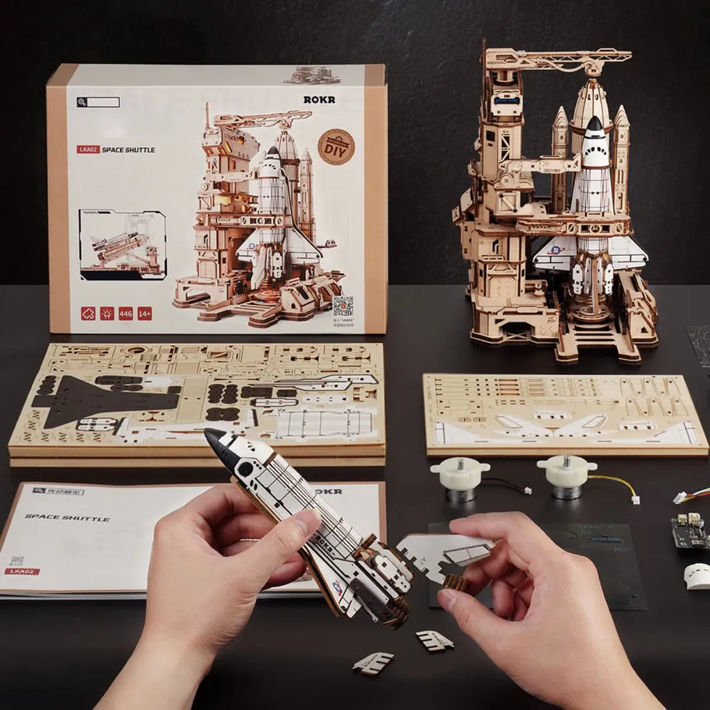 Space Shuttle Mechanical 3D Wooden Puzzle