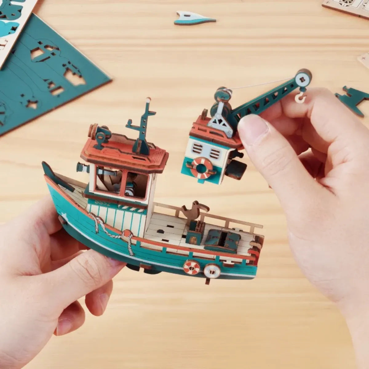 Lucky Trawler Gravity Swing 3D Wooden Puzzle