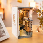 Sakura Densya DIY Book Nook Kit