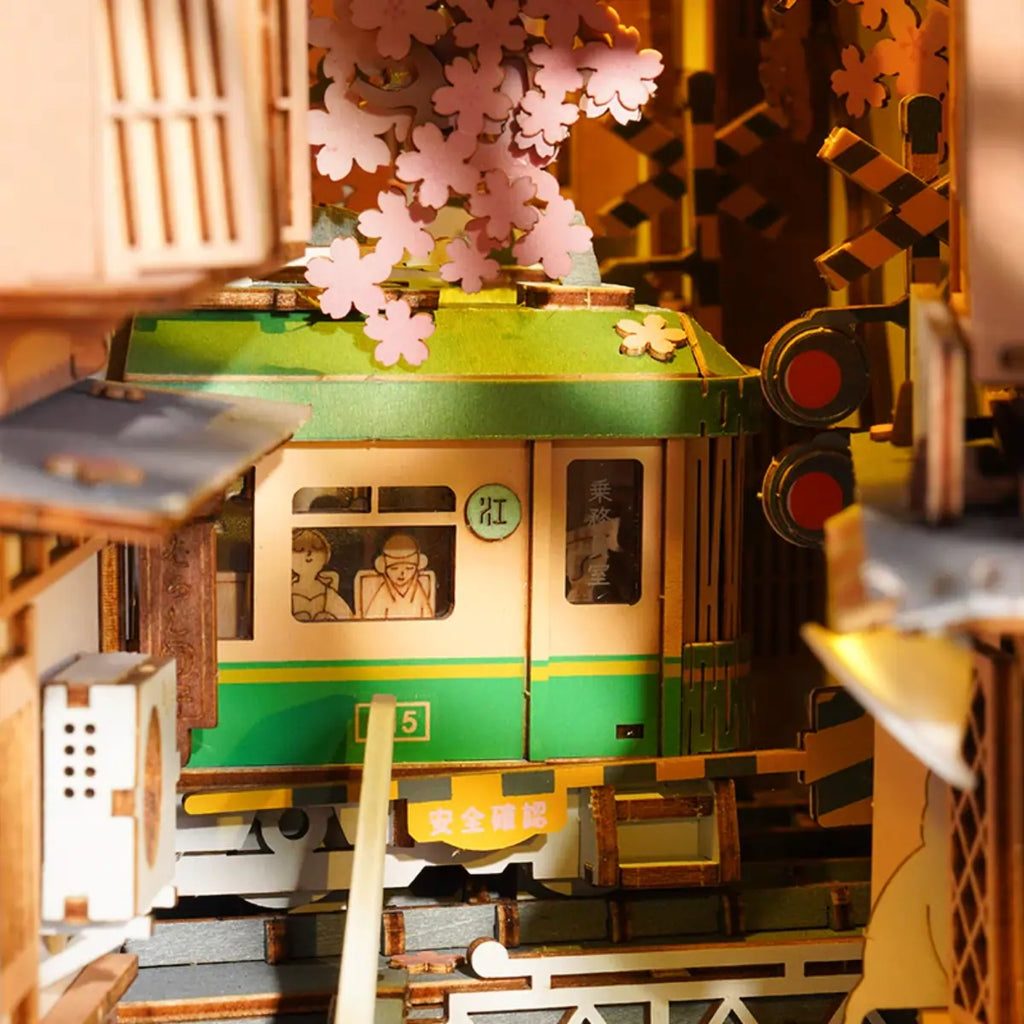 Sakura Densya DIY Book Nook Kit
