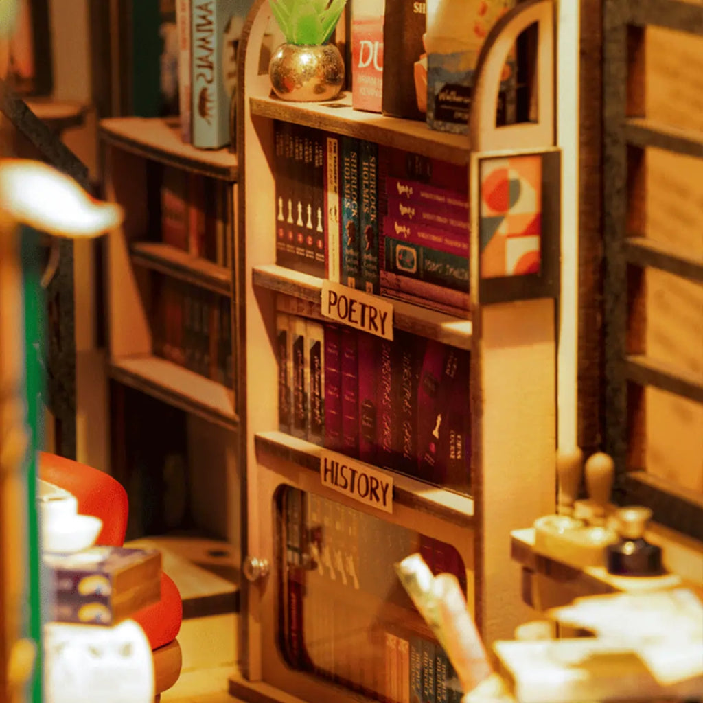 Bookstore DIY Book Nook Kit