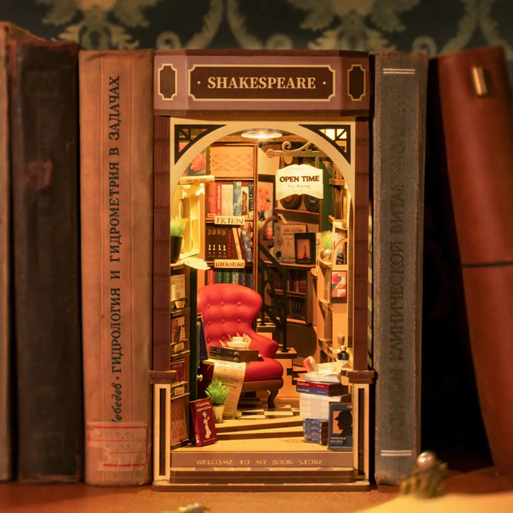 Bookstore DIY Book Nook Kit