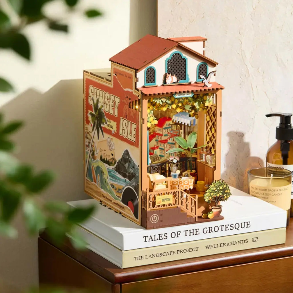 Sunset Isle DIY Book Nook Kit