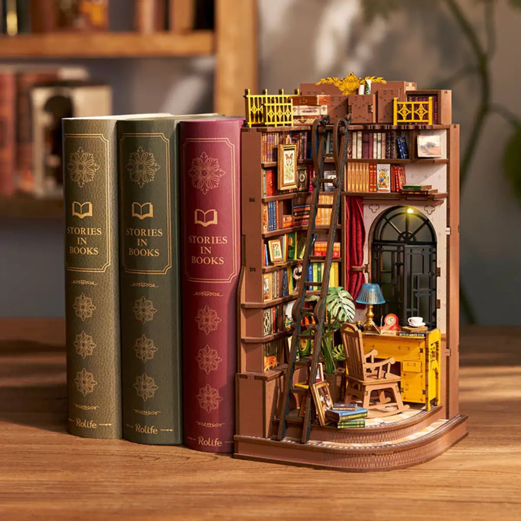 Silent Corner Study DIY Book Nook Kit