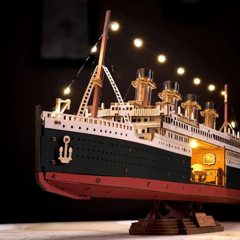 1912 Eternal Atlantic Voyager 3D Wooden Puzzle